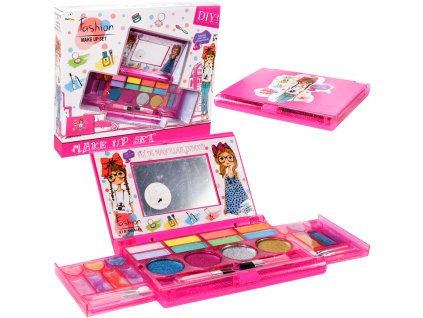 Sada Fashion make up