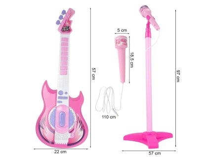 Kytara s mikrofonem na stojanu