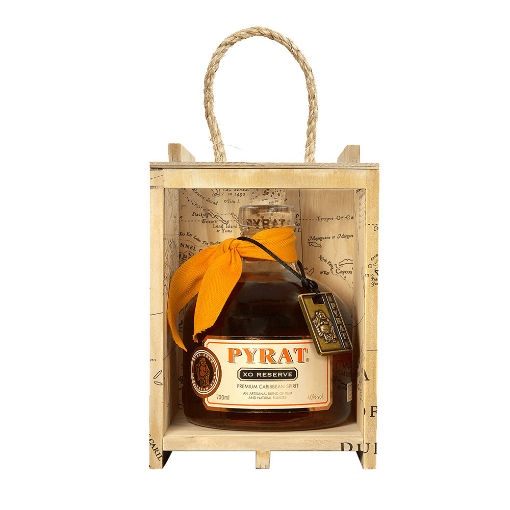 Pyrat XO Reserve Wooden Box 40 % 0,7 l (kazeta)