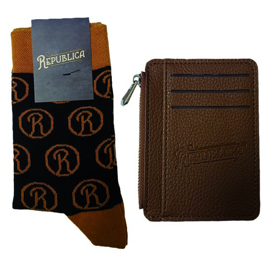 Republica ponožky a peněženka