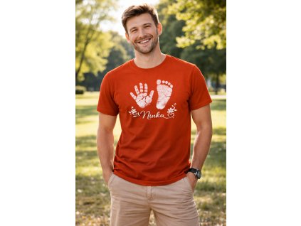 červené pánske tričko odtlačky model
