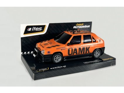 Favorit UAMK model SRC 1:28- svítící světla , blikající oranžový maják. - motor 2O OOOotk. -K autodráze ITES, FARO, EuropaCup, Gonio .SKLAD PRODEJNA !!!