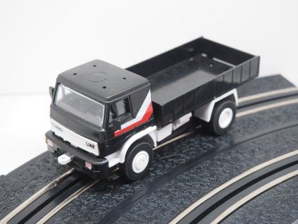 LIAZ Monti System valník pro autodráhy 1:32 – černý | ITES, Carrera