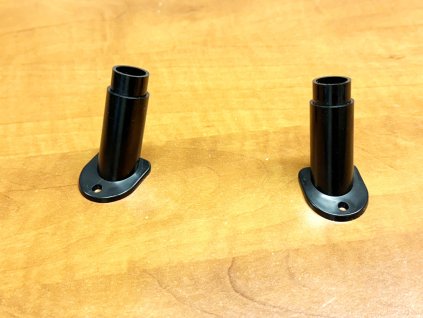 900 podstavce klopene drahy 2 ks