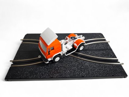 LIAZ MONTI SYSTEM NA AUTODRÁHY ITES, CARRERA atd. TAHAČ ORANŽOVÝ 14000 / 20000 ot.