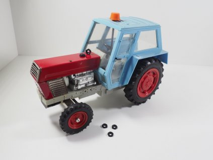 3D TISK VÍČKO NÁDRŽE TRAKTORU OD KDN