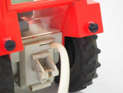 3D TISK NÁHRADNÍ SVĚTLO NA TRAKTOR KDN