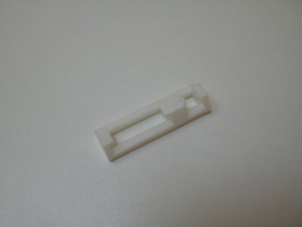 Držák mantinelu 90 - bílý