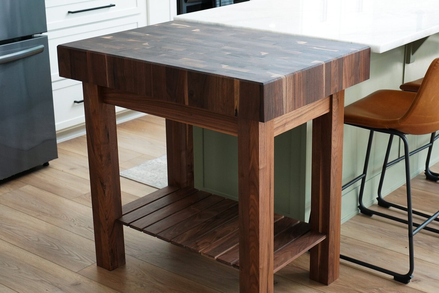 Údržba butcher block pracovní desky olejem Walrus Oil