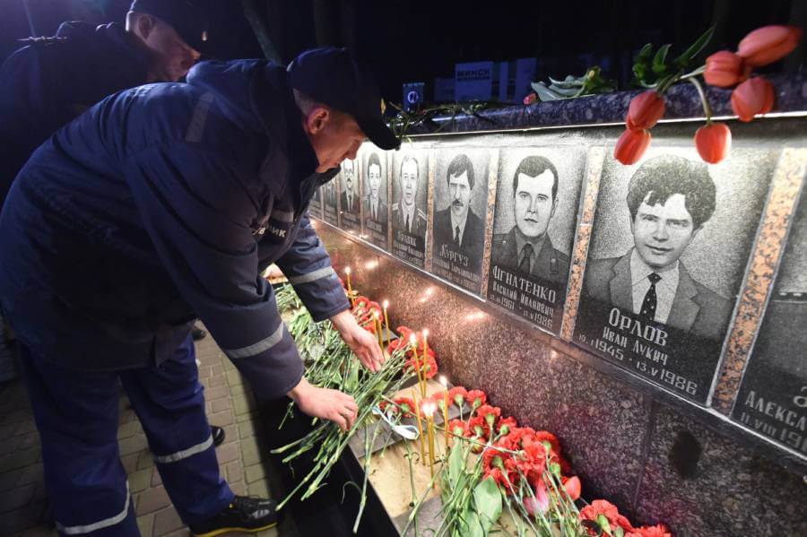 chernobyl-firefighter-memorial