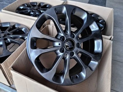 ALU 17 5x112 Mercedes CESV CLA CLK GLA GLK GLC ML Vito TK455