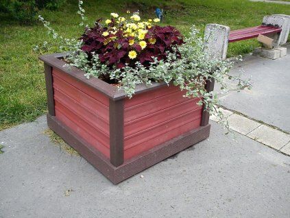 03 ac. Grote vierkante bloempot