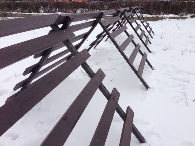 13 a. Snow barrier - classic, small