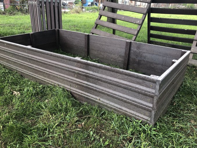 03 gd. Garden bed, rectangle