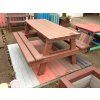 02 j. Klassieke picknicktafel