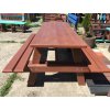 02 j. Classic picnic table