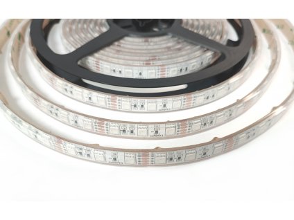 Barevný samolepící LED pásek RGB 14,4W - střední svítivost IP68 voděodolný pro stálé ponoření do vody maximální odolnost proti teplotě 60°C. 16milionů barev
