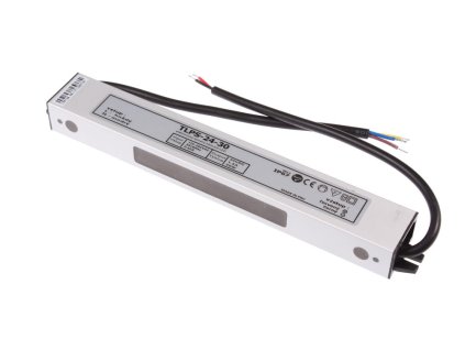 LED trafo TLPS-24-30 zalité 24V 1,3A (30W) - napájecí zdroj venkovní IP67 vodotěsné provedení. Kvalitní kovové provedení zatěsněné proti vlhsti a prachu. Tento typ zdrojů je opatřen pojistkou proti přetížení, tepelnou pojistkou a pojistkou proti zkratu (opět plně funkční po odstranění zkratu). Doporučujeme dodržet minimální rezervu 20% (zatížit na max. 80%), tzn. zatížit max. 24W.