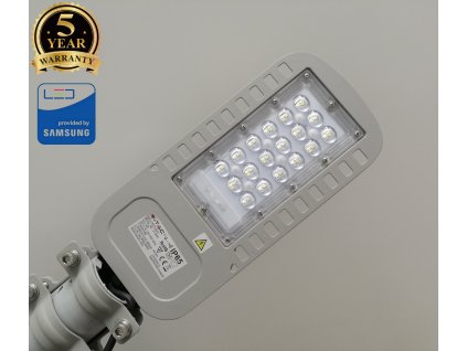 LED pouliční lampa V-TAC 30W neutrální bílá SLIM věřejné osvětlení - 5 let záruka. TopLux Praha skladem