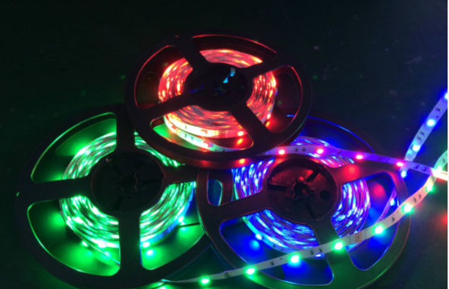 Kanlux RGB LED pásek LEDS-B 12V 7,2W/m barevný IP65 voděodolný 24531 24531