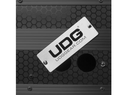 NUDG658%2FXflightcase holelogoplate 3