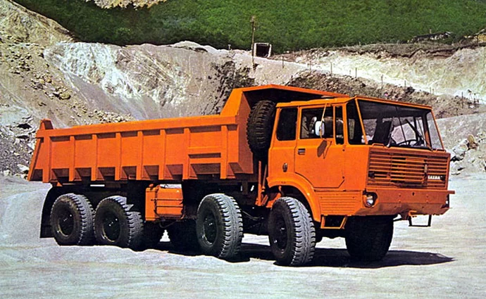TATRA T813 S1 8x8
