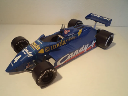 vyr 7320040 Papierovy model TYRRELL 011 GP Belgium 1982 4