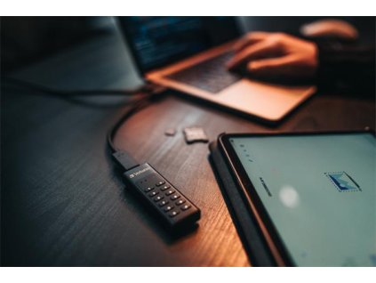 USB flash disk "Keypad Secure", USB-C 3.1 GEN1, 128GB, šifrovaný heslem, 160/150Mb/s, VERBATIM