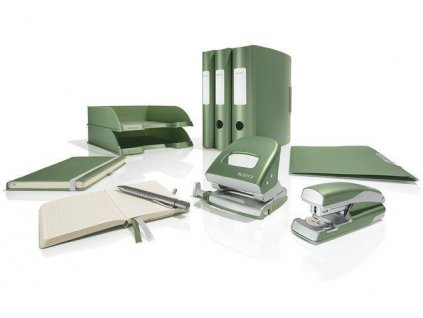 DDB12219 70C8 4D1B B671 2B8351377128 E44860053 8