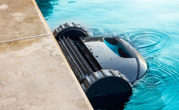 Čo ponúkajú robotické vysávače bazénov Maytronics Dolphin LIBERTY