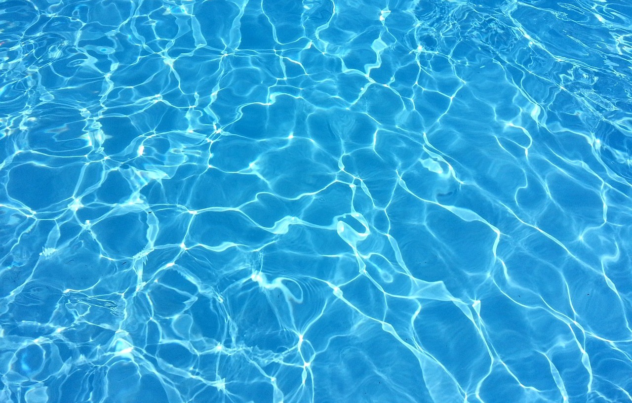 Najlepšie automatické bazénové vysávače na sklolaminátový povrch