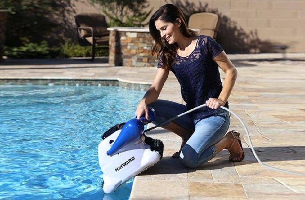 Robotický vysávač bazénov Hayward TigerShark QC