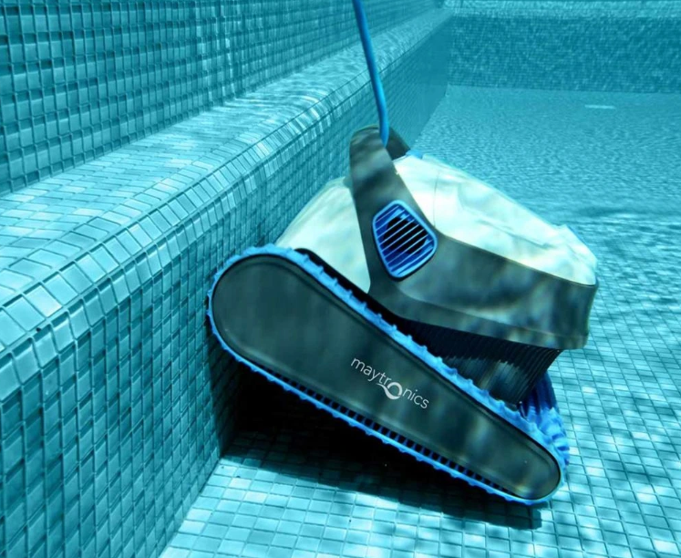 Bazénový vysávač Maytronics Dolphin S200