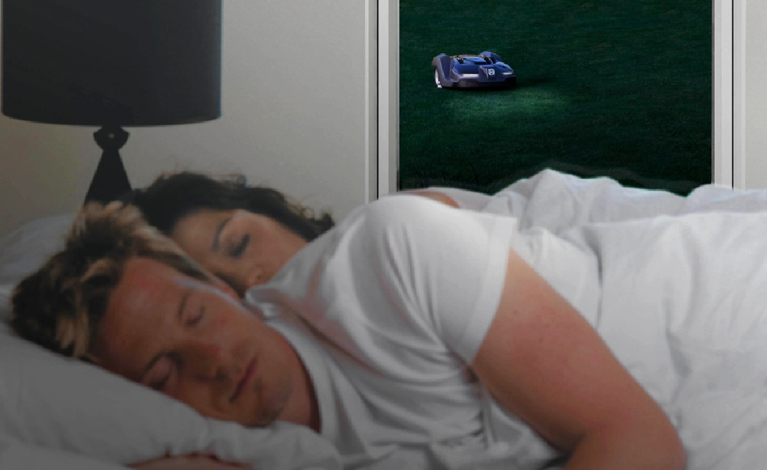 Robotické kosačky môžu kosiť aj v noci