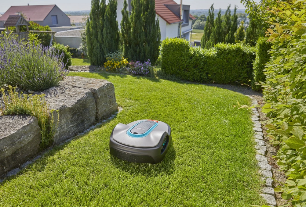 Robotická kosačka Gardena Sileno life 1000