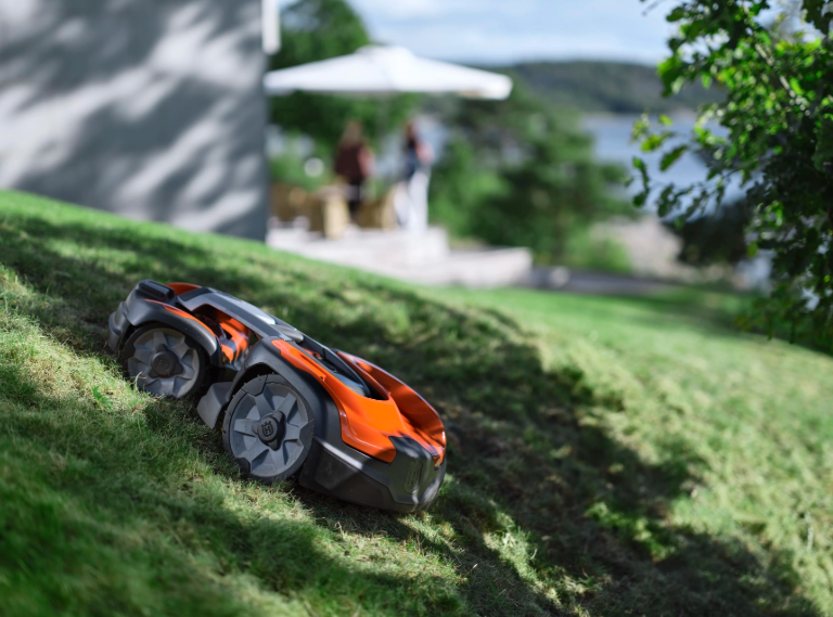 Robotická kosačka HUSQVARNA Automower 535 AWD