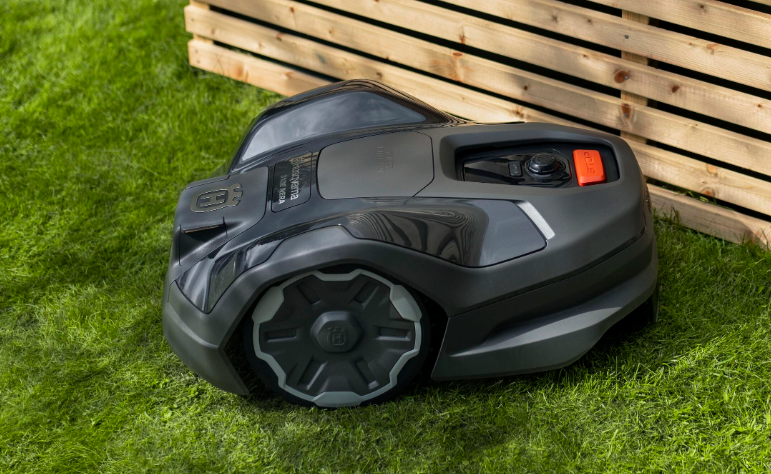 Robotická kosačka HUSQVARNA Automower 410X E NERA s Husqvarna EPOS™