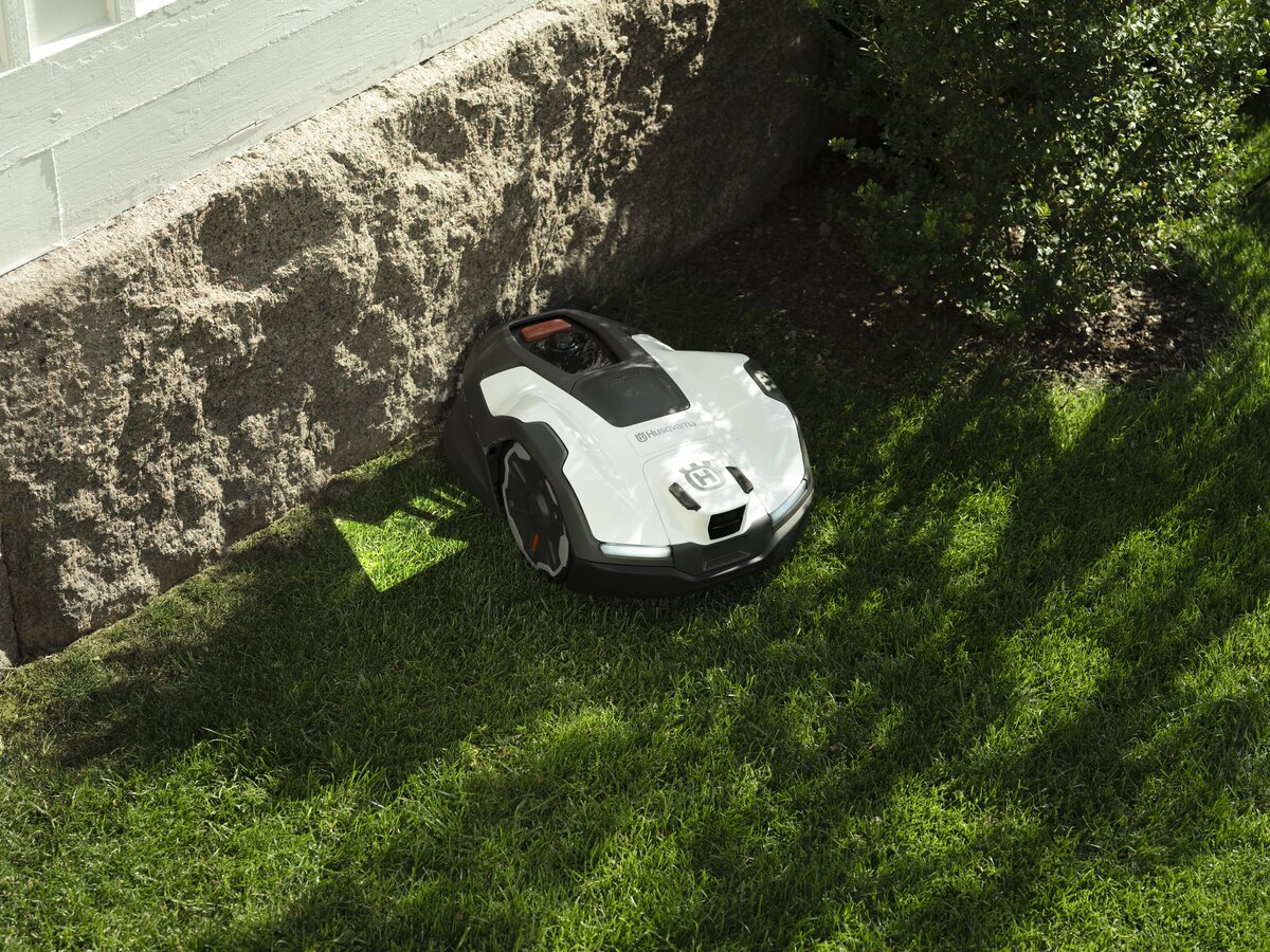 Robotická kosačka Husqvarna Automower® 405VE NERA