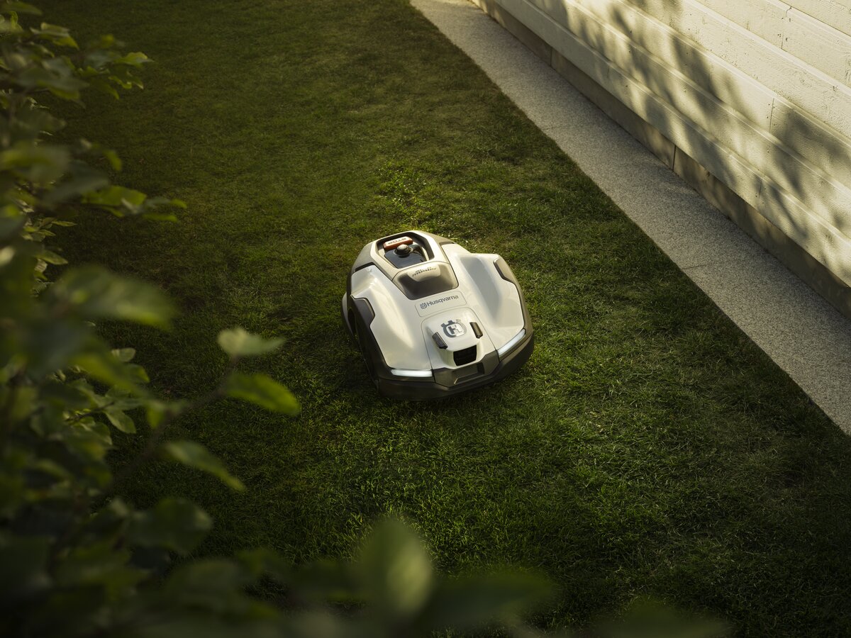 Robotická kosačka Husqvarna Automower® 405VE NERA