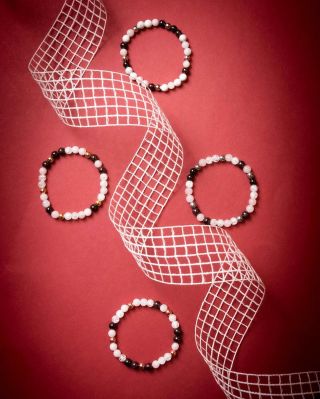 Čo poviete na našú novú kolekciu. Vhodnú nielen ako Valentínsky darček. ❤️🤍❤️🖤❤️🤍❤️ Sú vytvorené zo špecialných materiálov...