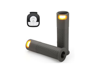 madla so smerovkami na kolobezkuu