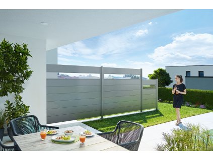 plot stena zastena na terasu Biohort vyska 90 cm stribrna