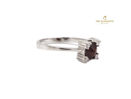 Zlatý prsten s diamanty 2.75g