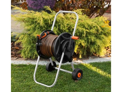 1010 1 zahradni hadice 20m 1 2 black line s vozikem a prislusenstvim
