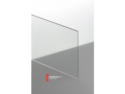 Plexisklo extrudované PLEXIGLAS XT šedá 7A670 síla 3mm, NA DOTAZ s příplatkem (Rozměry Plexiskla 2050 x 1520 mm)