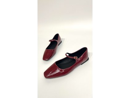 Dámské lakované baleríny červené