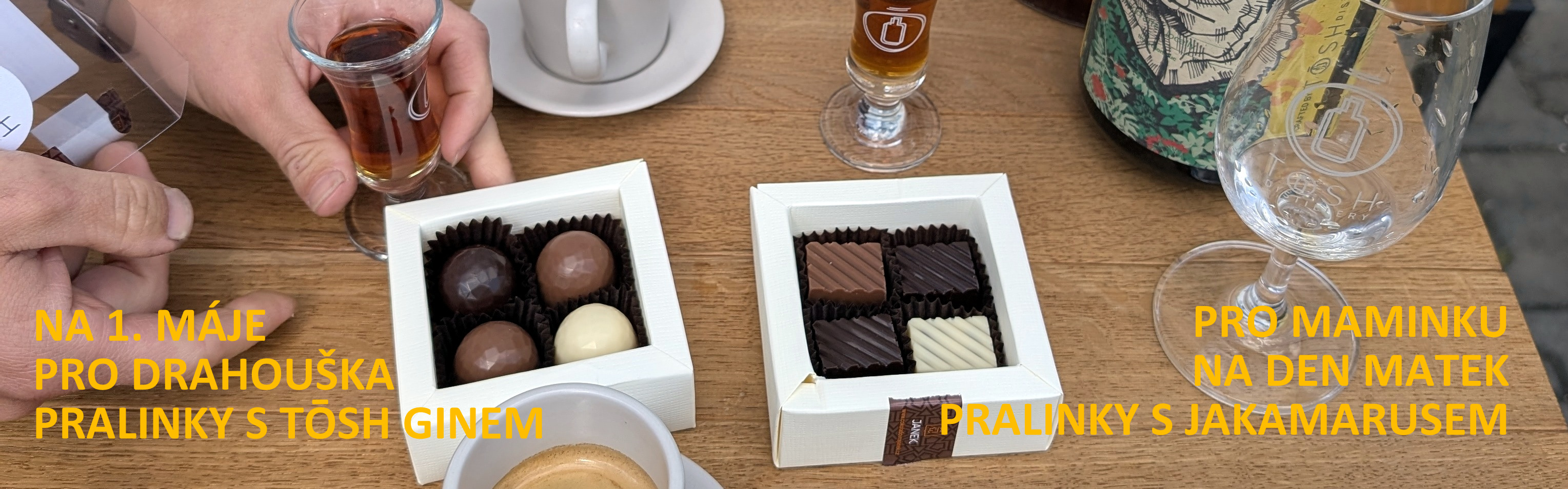 čokoládové pralinky plněné Jakamarusem nebo TOSH ginem