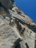 Andy v pate delce FU_neprijemna dojiva diagonalni pest spara