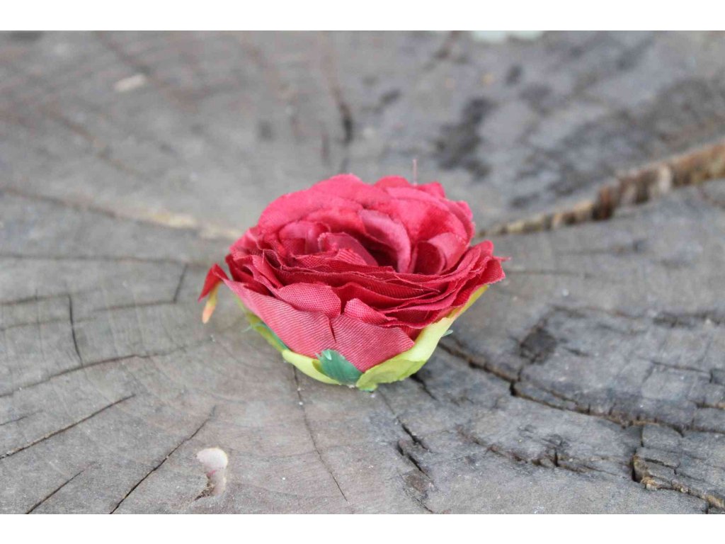 Ruža červená hlavička 6cm - dekorácia