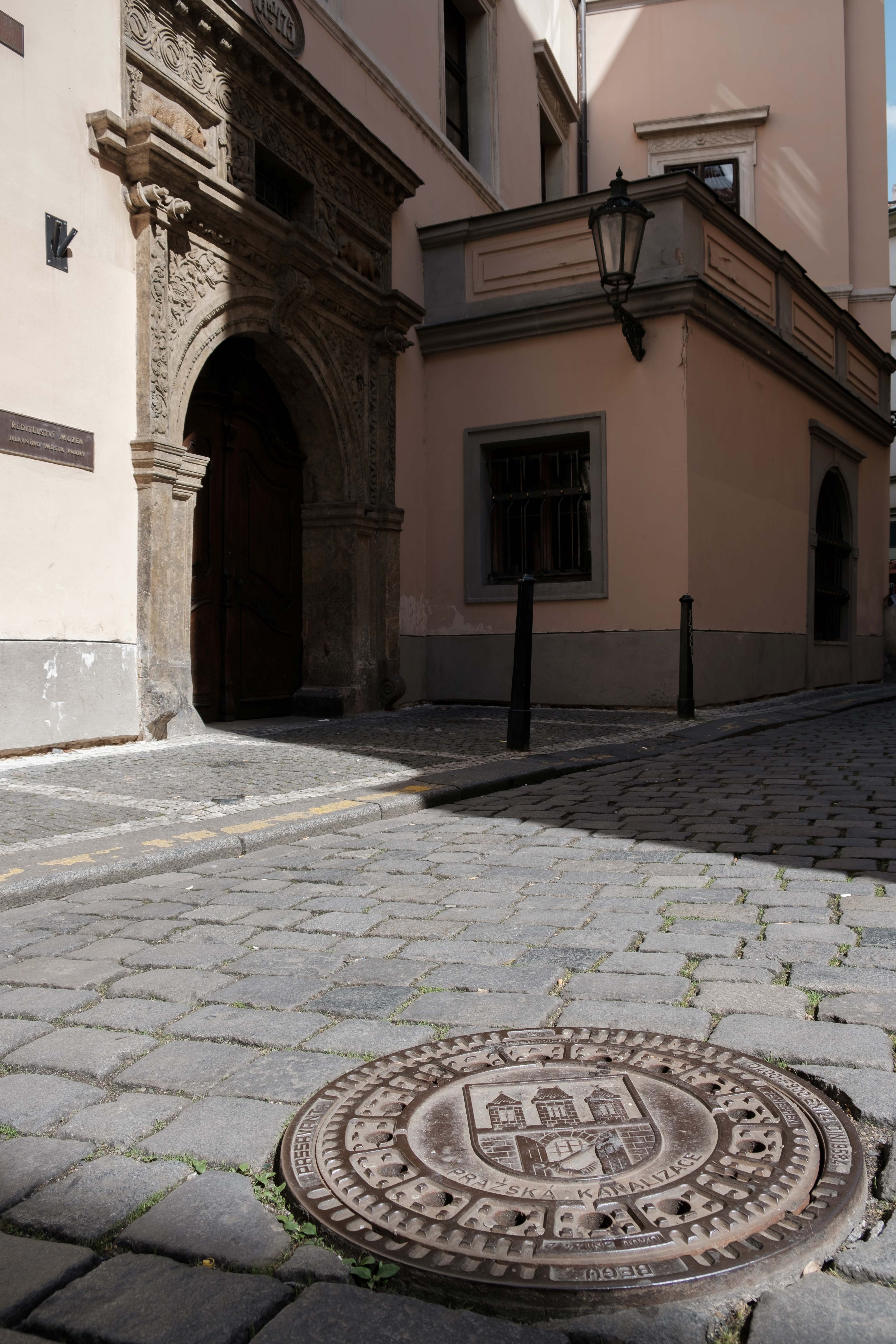 Touch of Prague banners